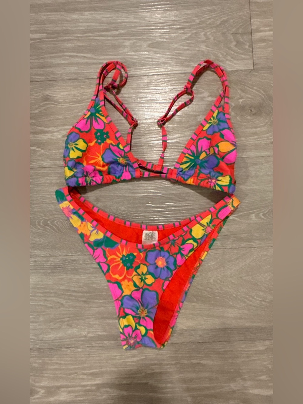 wild fable Bright Orange Top with Pink and Green Trim